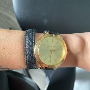 Black and gold Michael kors watch. Mk 2468